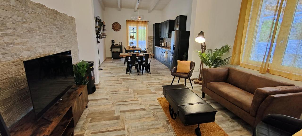 Janus Casa Nel Verde - Relax Pool & Spa Giano Vetusto Εξωτερικό φωτογραφία